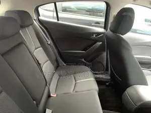 Mazda Axela 2018 Blue