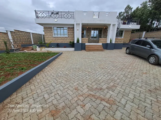 4bdrm Bungalow in Maragara Rd/Dsq, Kibiku for sale