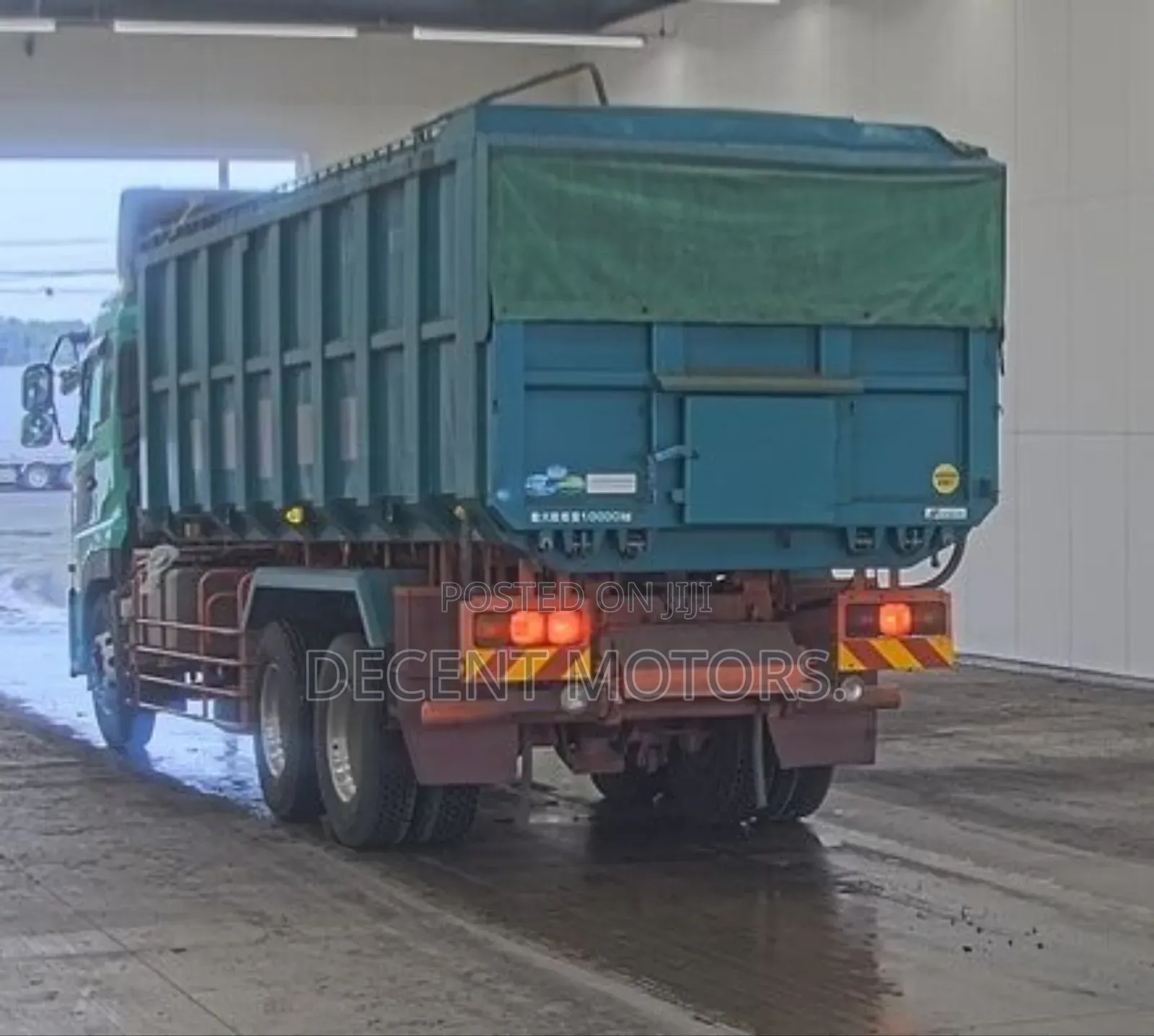 Hino Ud Heavy Duty Dump Truck