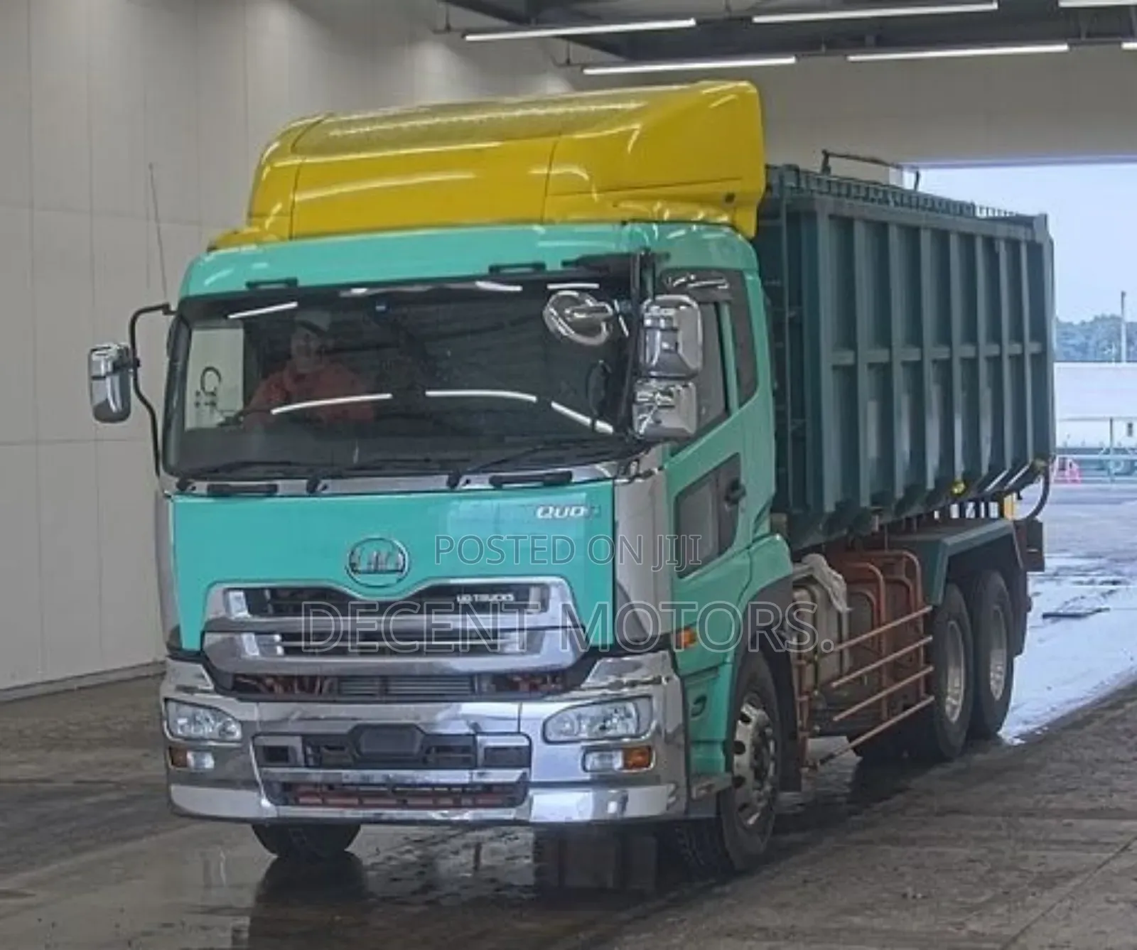 Hino Ud Heavy Duty Dump Truck