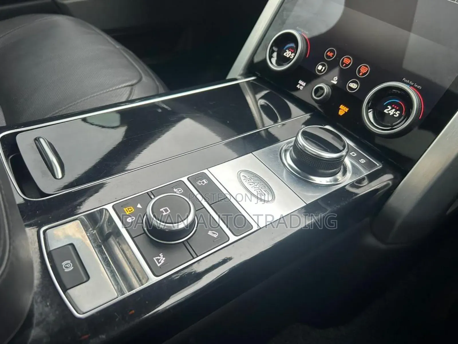 Land Rover Range Rover Vogue 2018 Black