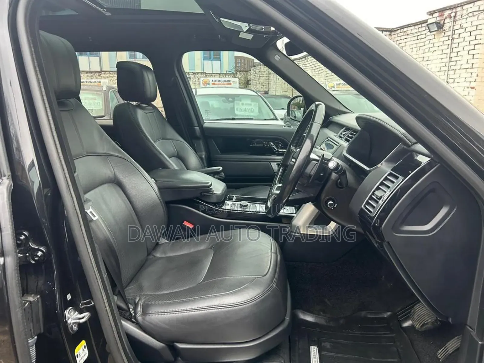 Land Rover Range Rover Vogue 2018 Black