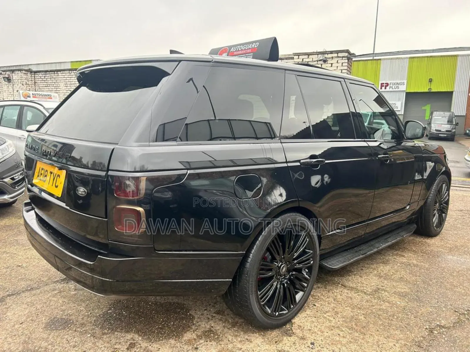 Land Rover Range Rover Vogue 2018 Black