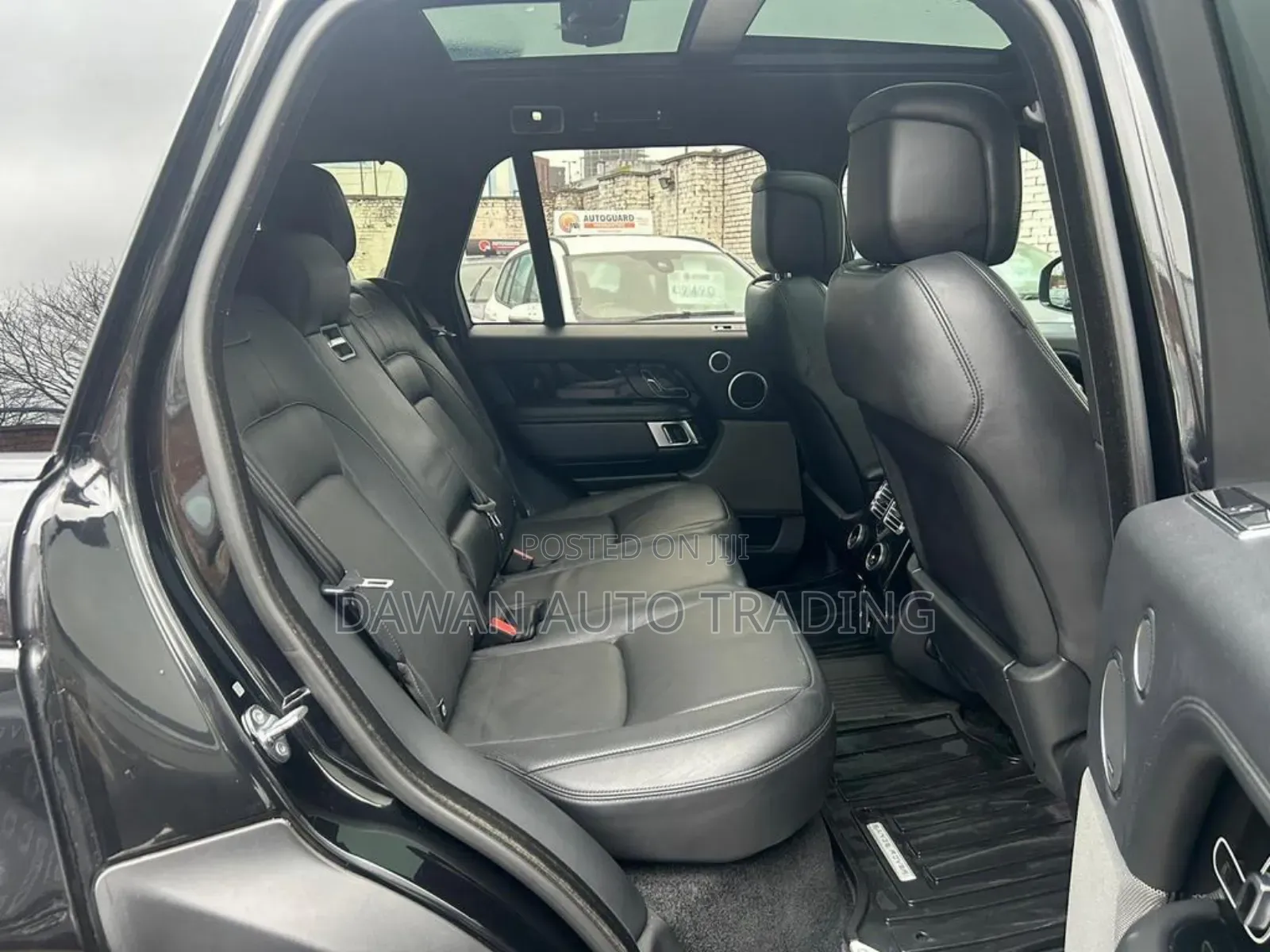 Land Rover Range Rover Vogue 2018 Black