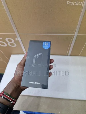 New Samsung Galaxy Z Flip6 256 GB Silver