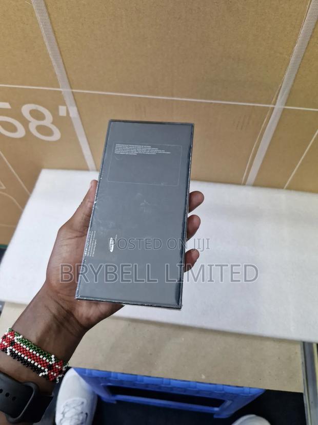 New Samsung Galaxy Z Flip6 256 GB Silver - thumbnail 5