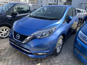 Nissan Note 2018 Blue