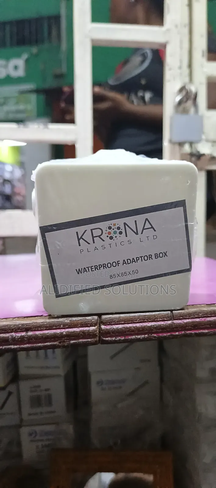 Adaptor Box 85×85×50