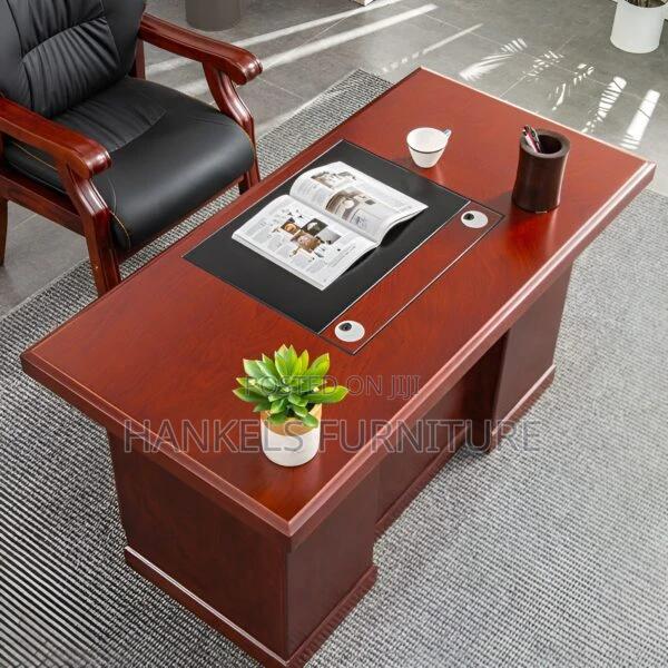Medium Executive Office Desk 1200meters - main view