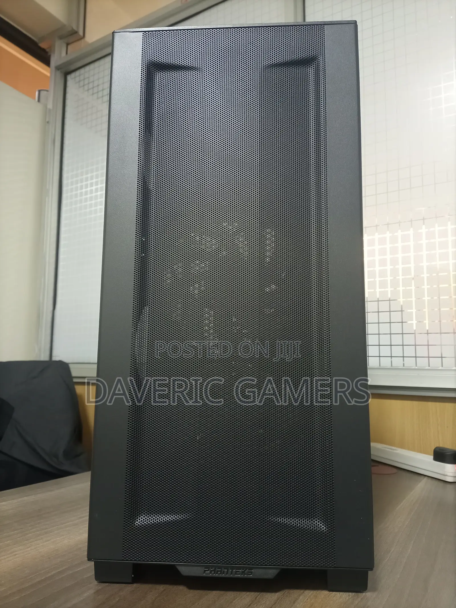 Phanteks Xt Pro (Ph-Xt523 P2-Dbk) Black Gaming Casing