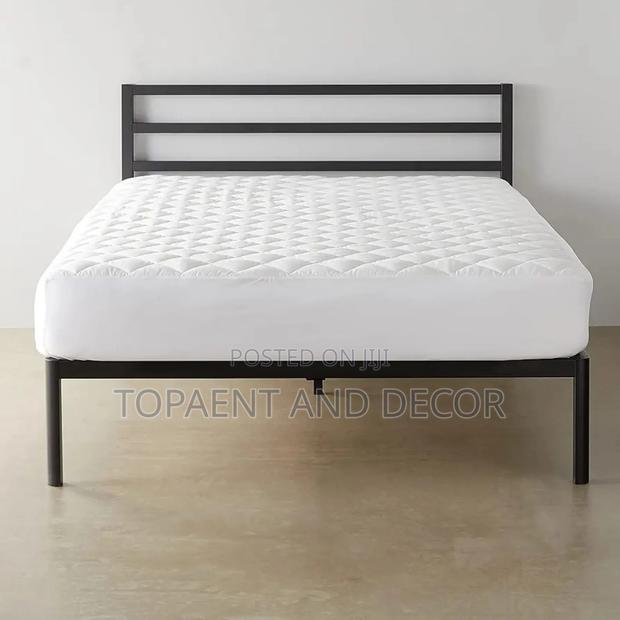 Single Bed Waterproof Guard Easy to Wash
