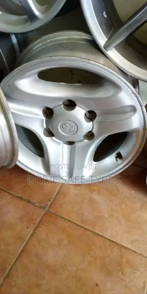Prado Sport Rim Size 16
