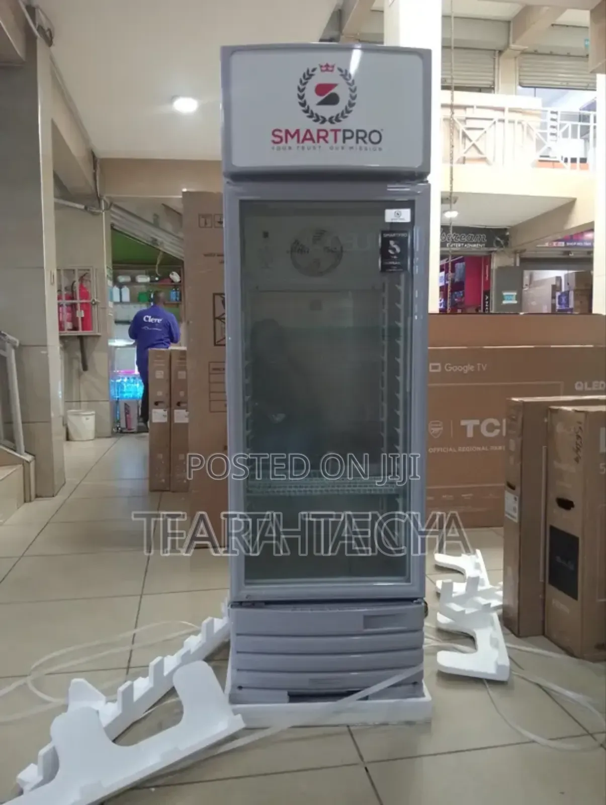 Smartpro Showcase Fridge 209litres SVS-275