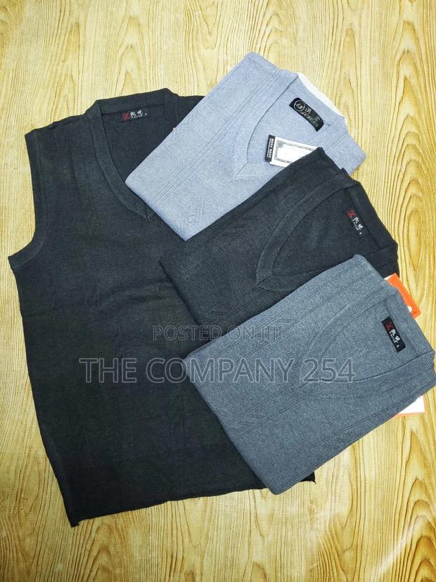 Quality Windbreaker Cotton Knitted Half Sleeveless Sweaters - thumbnail 2