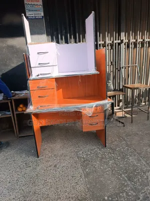 Unique 0.9m Modern Office Desk Rd2q