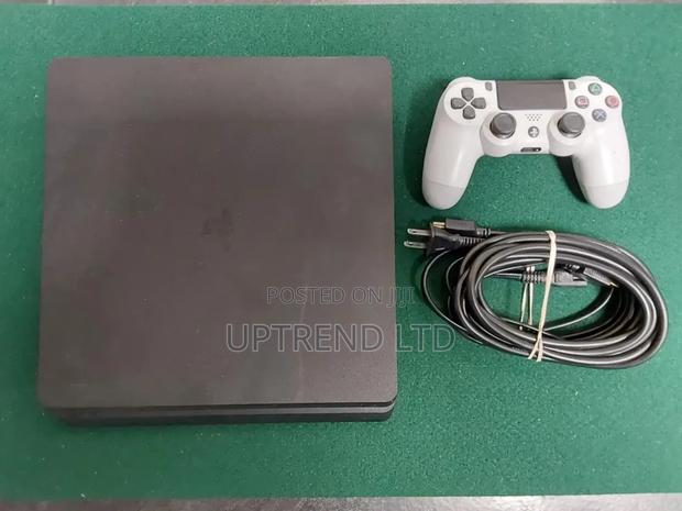 (Ri1) Sony Playstation 4 Ps4 Slim 500gb Console - Black