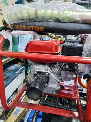 Commercial Honda Concrete Vibrator 8hp With Poker