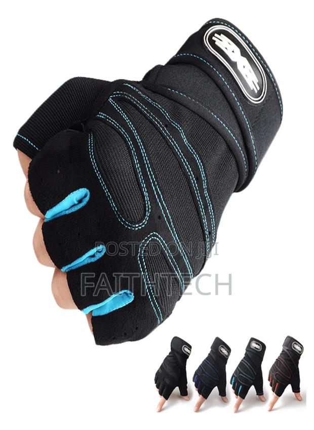 *Gym/Exercise Gloves* - thumbnail 3