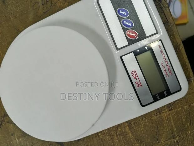 Electric Kitchen Weighing Scale - main view