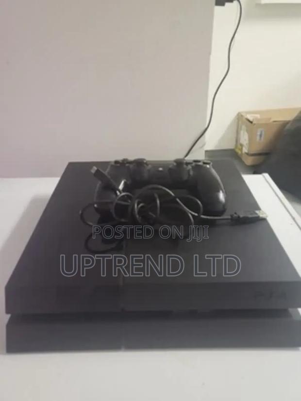 Cuh-1115a Playstation 4 Standard 500gb Slightly Used - main view