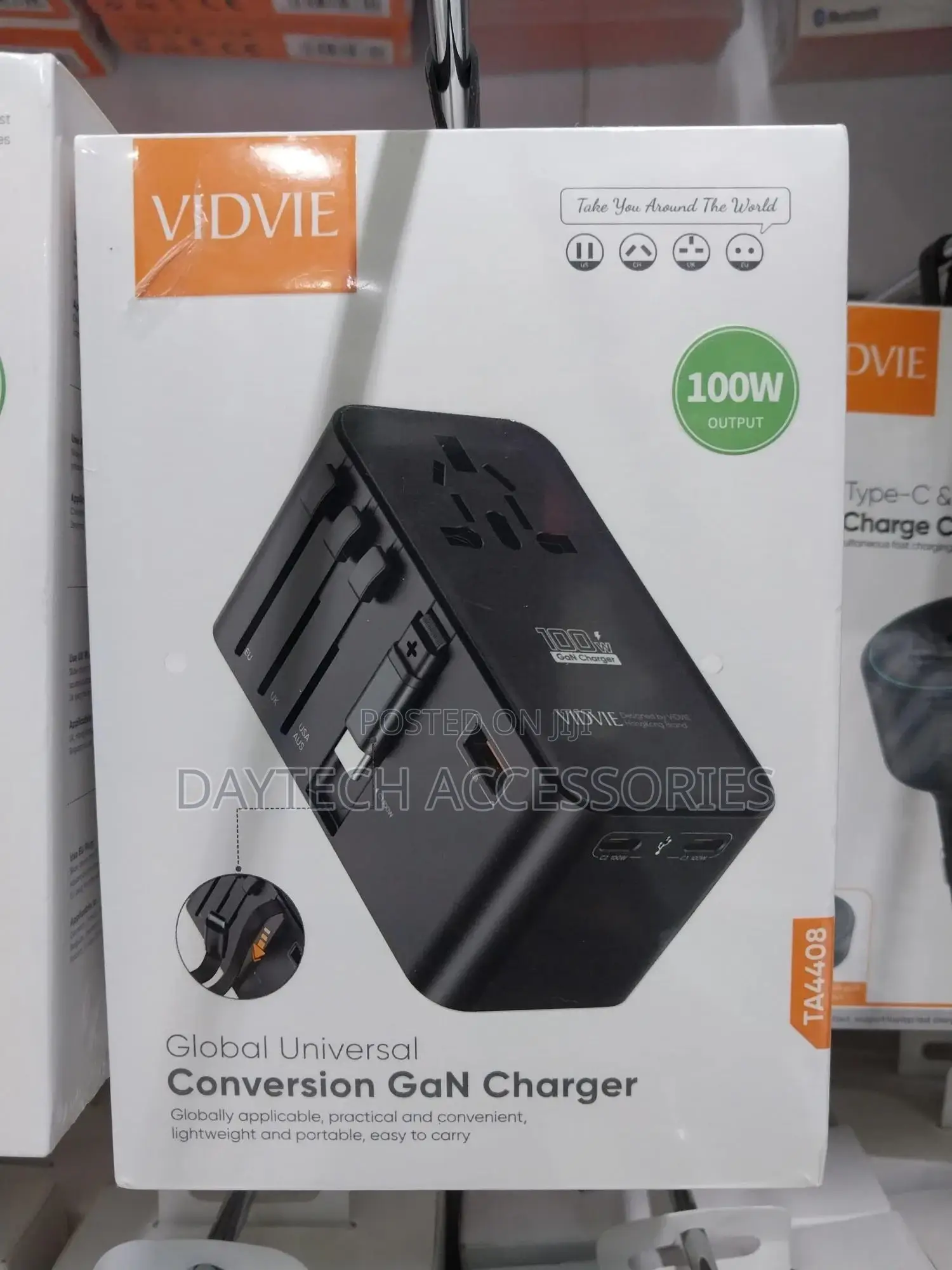 Vidvie Universal Travel Adapter 100w With Retractable Cable