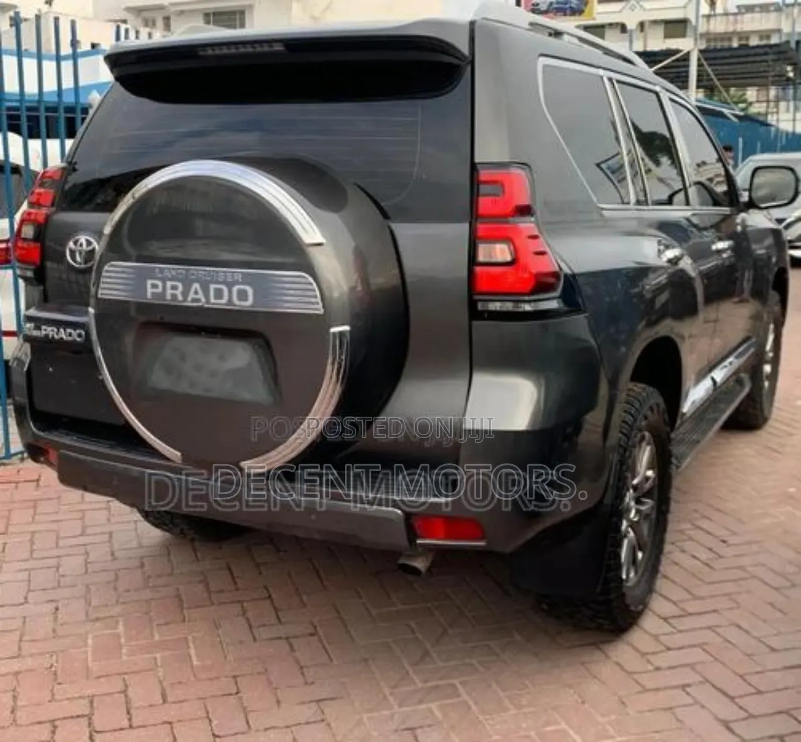 Toyota Land Cruiser Prado 2.8 2018 Gray