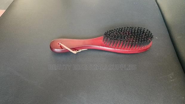 Kinyozi Brush - main view