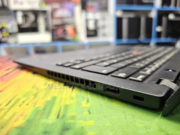 Laptop Lenovo Thinkpad T490s 8GB Intel Core I7 SSD 256GB - thumbnail 2