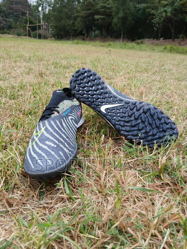 New Nike Gray Phantom Gx Elite Turf Trainers Football Boots - thumbnail 5