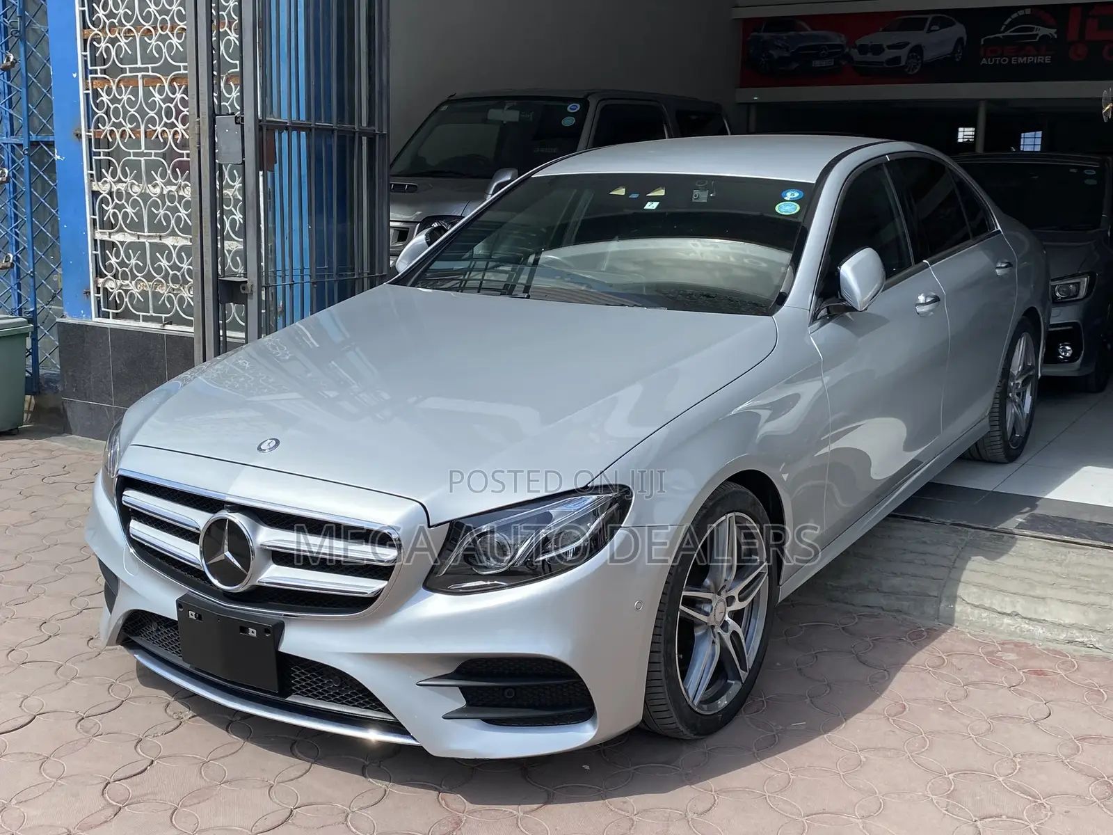 Mercedes-Benz E200 2018 Silver