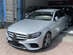Mercedes-Benz E200 2018 Silver