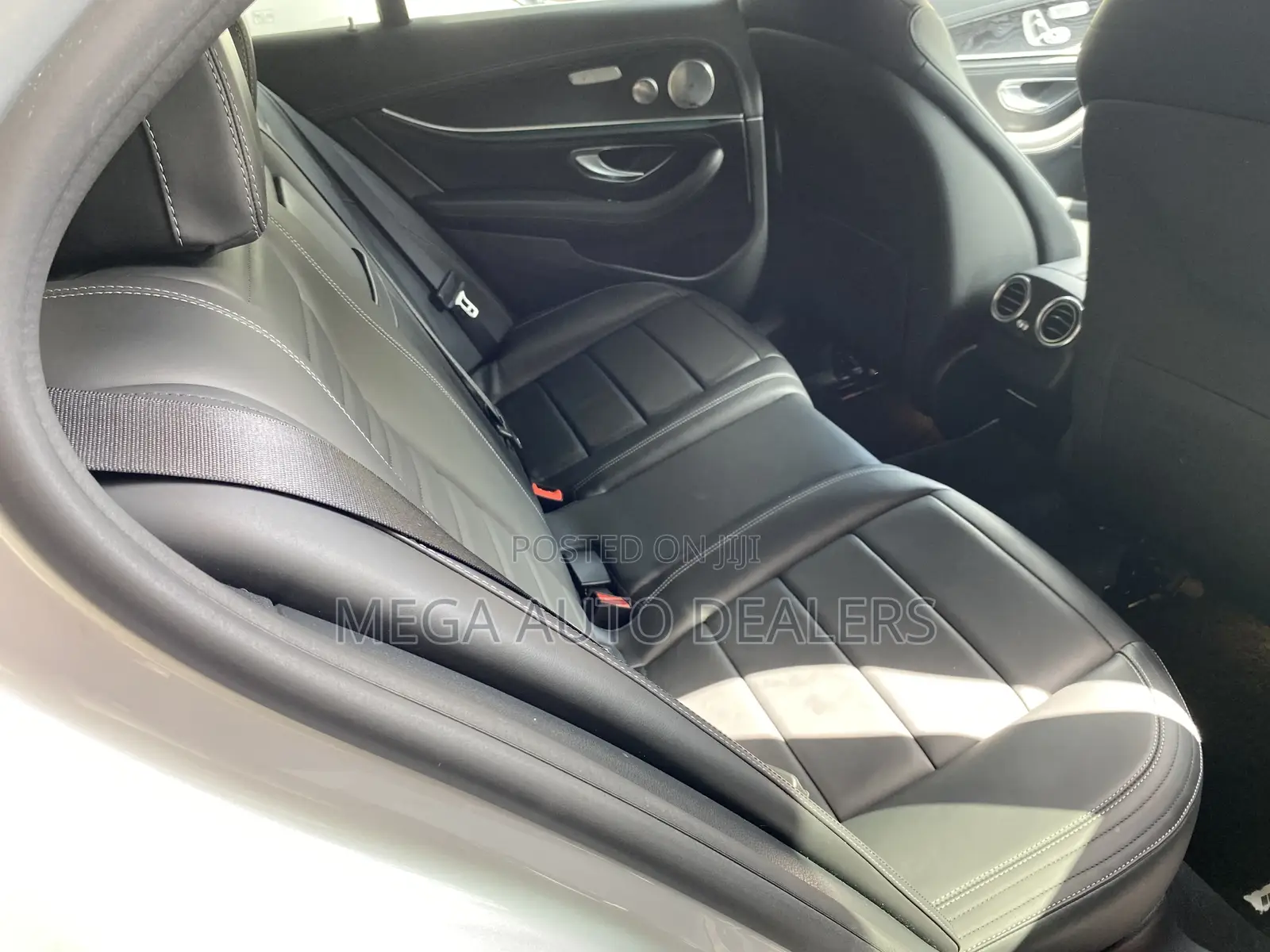 Mercedes-Benz E200 2018 Silver
