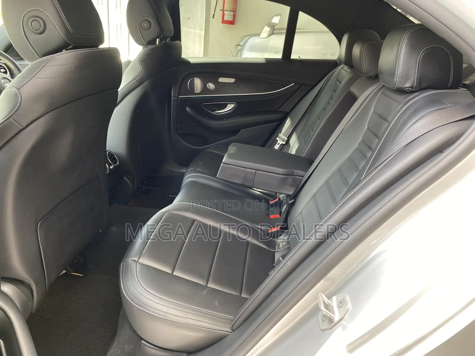 Mercedes-Benz E200 2018 Silver