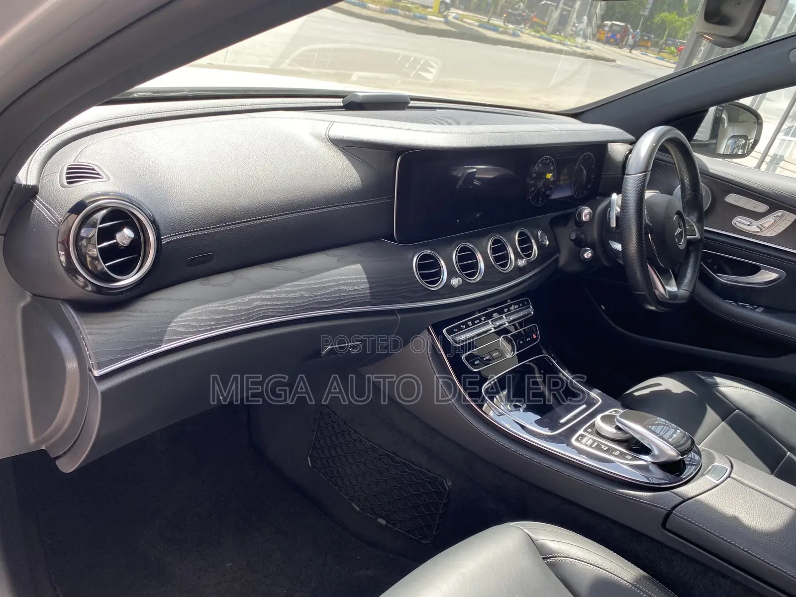 Mercedes-Benz E200 2018 Silver