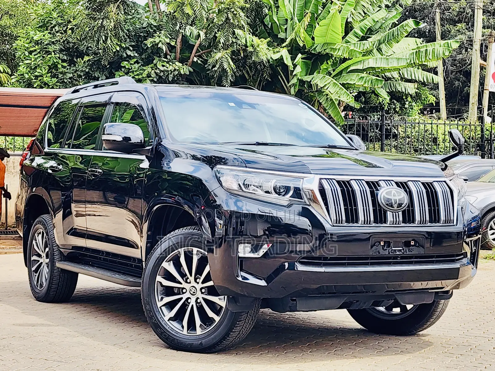 Toyota Land Cruiser Prado 2018 Matt Black
