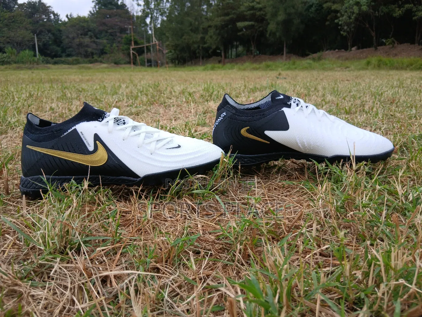 New Phantom Luna Nike Soccer Trainers Boots Football Shoes