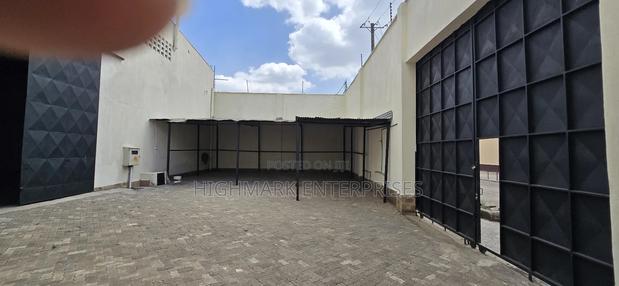 21000 Sq Ft Godown/Warehouse for Sale;Road A - thumbnail 5