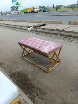 Salon Waiting Seat, Baby Pink 