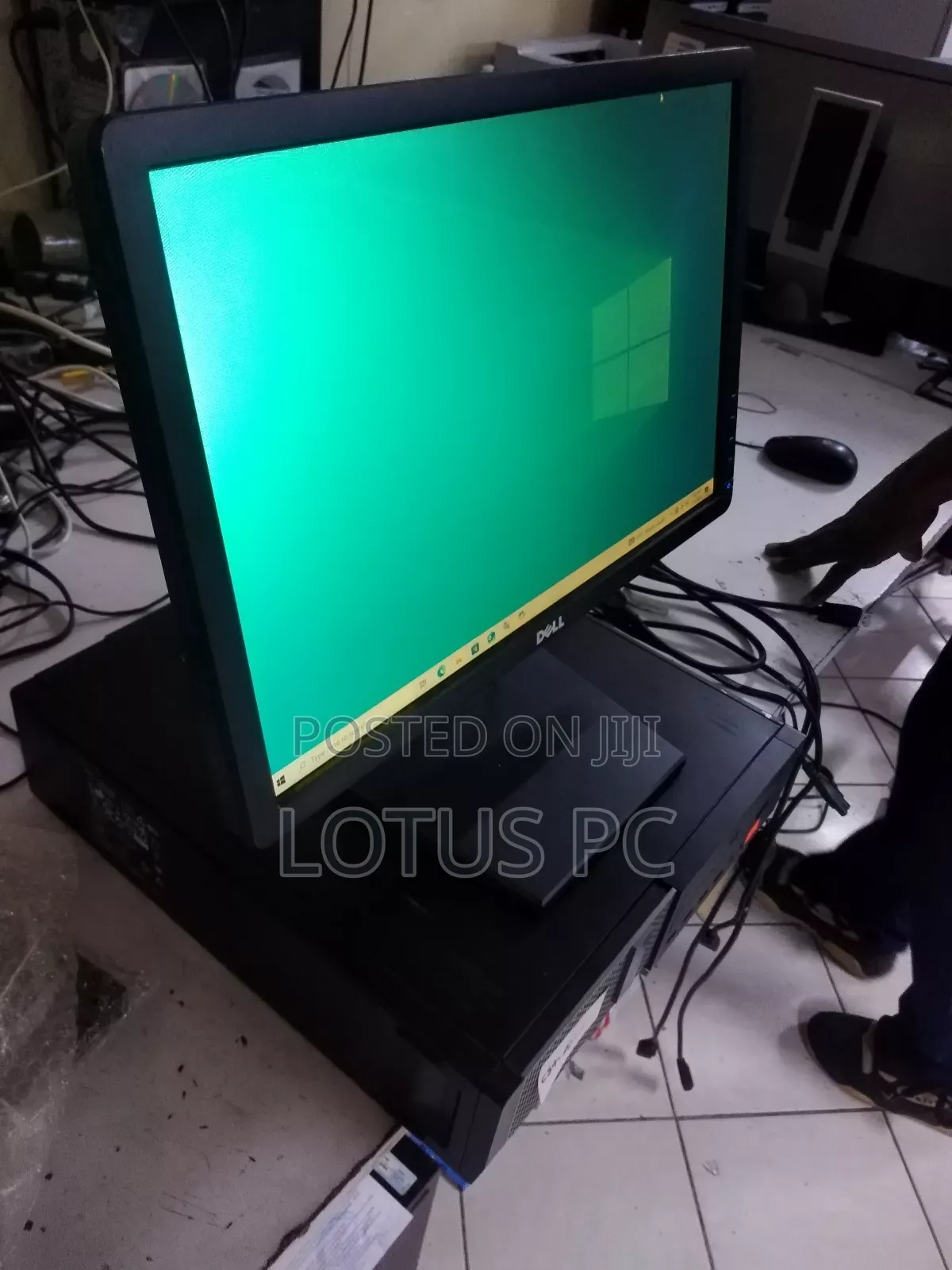 Desktop Computer Dell OptiPlex 790 4GB Intel Core i5 HDD 500GB