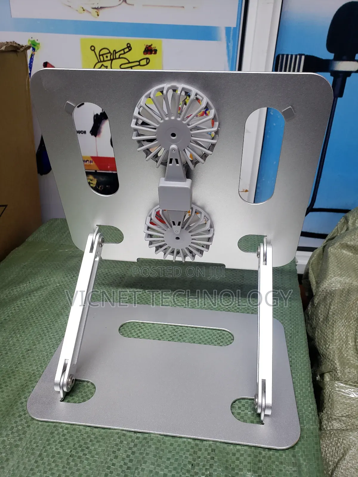 Dual Fun Laptop Cooling Pad With Adjustable Height and Angle