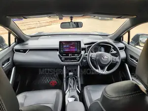 Toyota Corolla Cross 1.8 Petrol AWD 2022 Blue