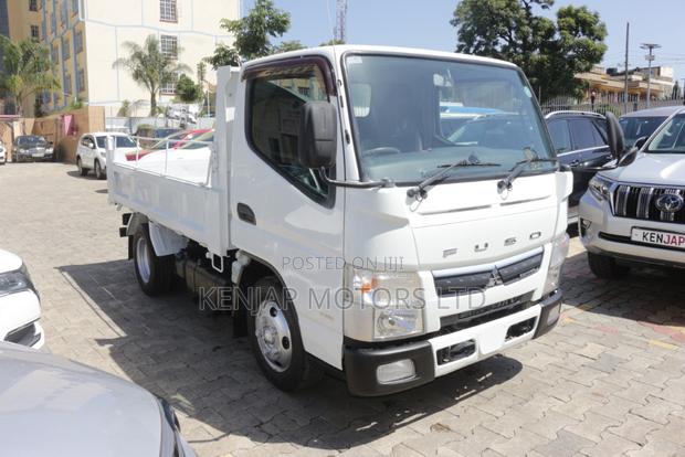 2018 Mitsubishi Canter Dump Truck - main view