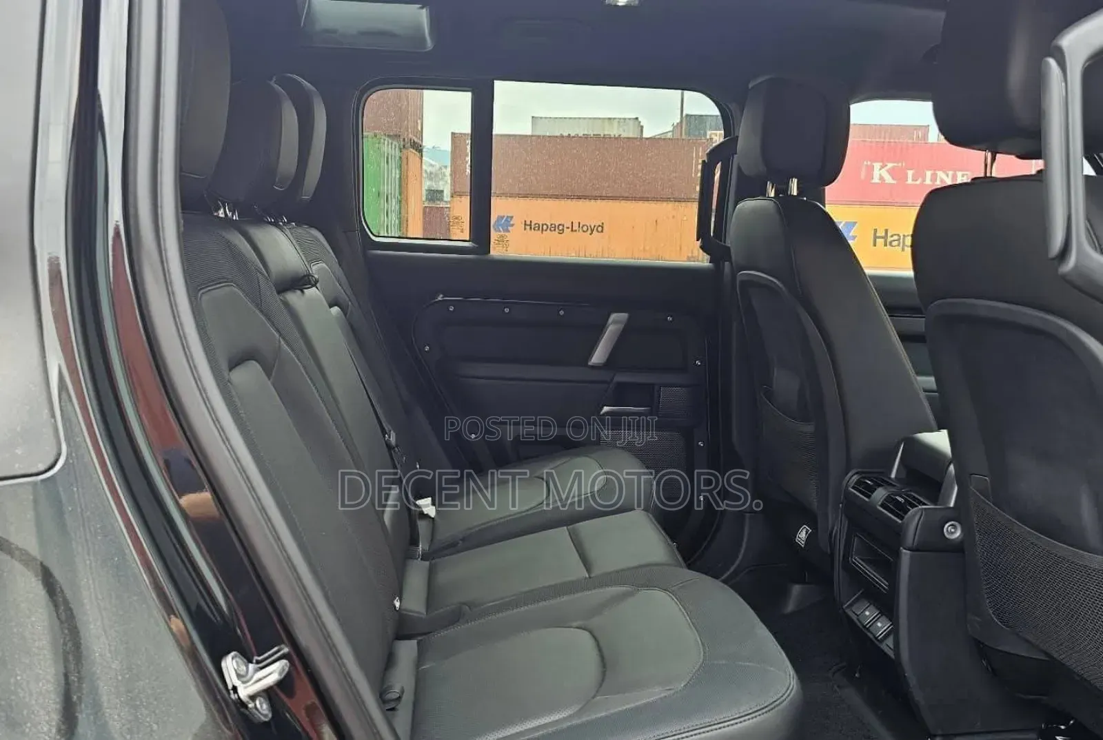Land Rover Defender X-Dynamic SE 2024 Black