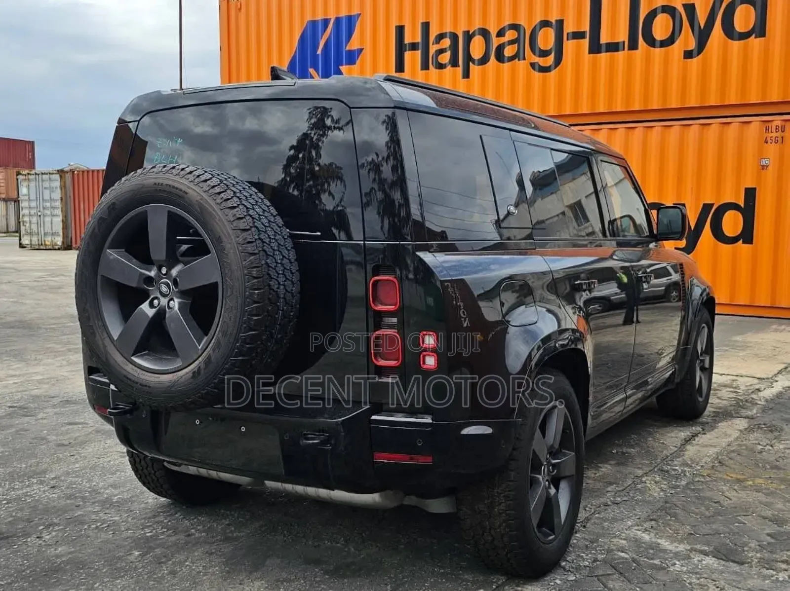 Land Rover Defender X-Dynamic SE 2024 Black