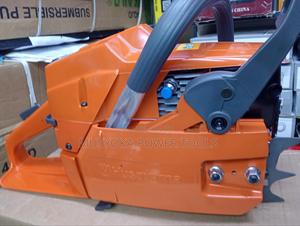 272 Husqvarna Chainsaw - thumbnail 2
