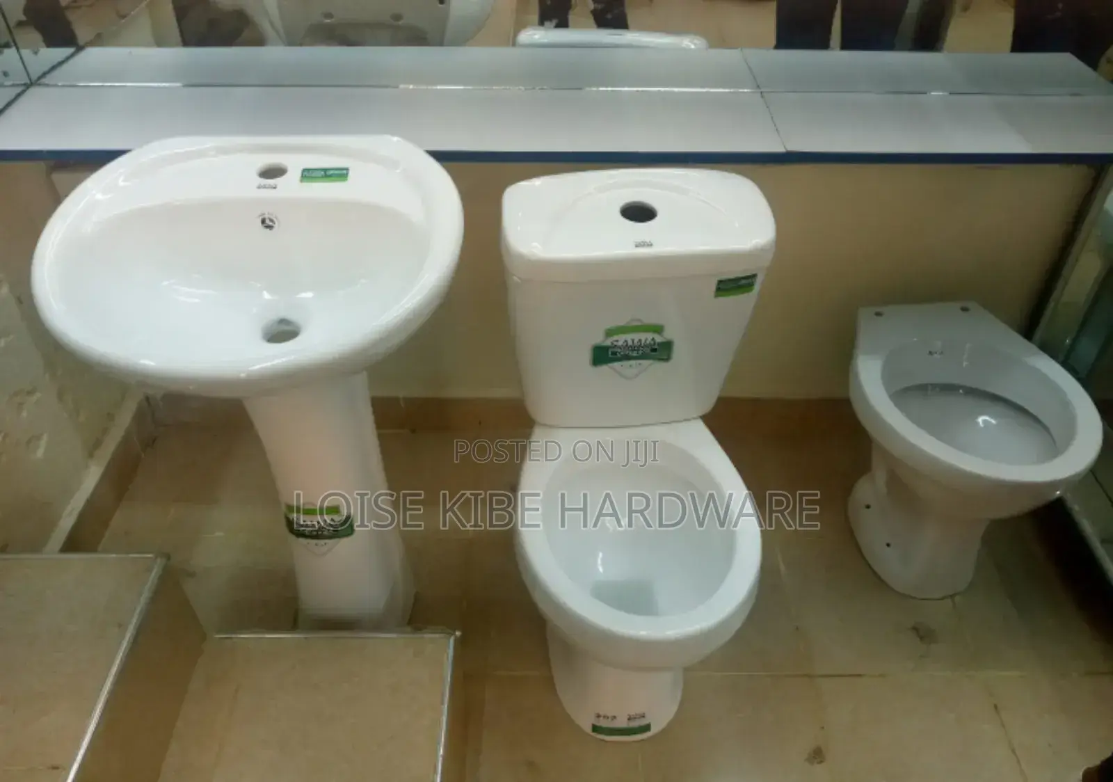 Complete Seat Toilet Available