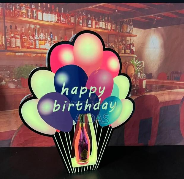 Bottle Presenter – Birthday Edition - main view