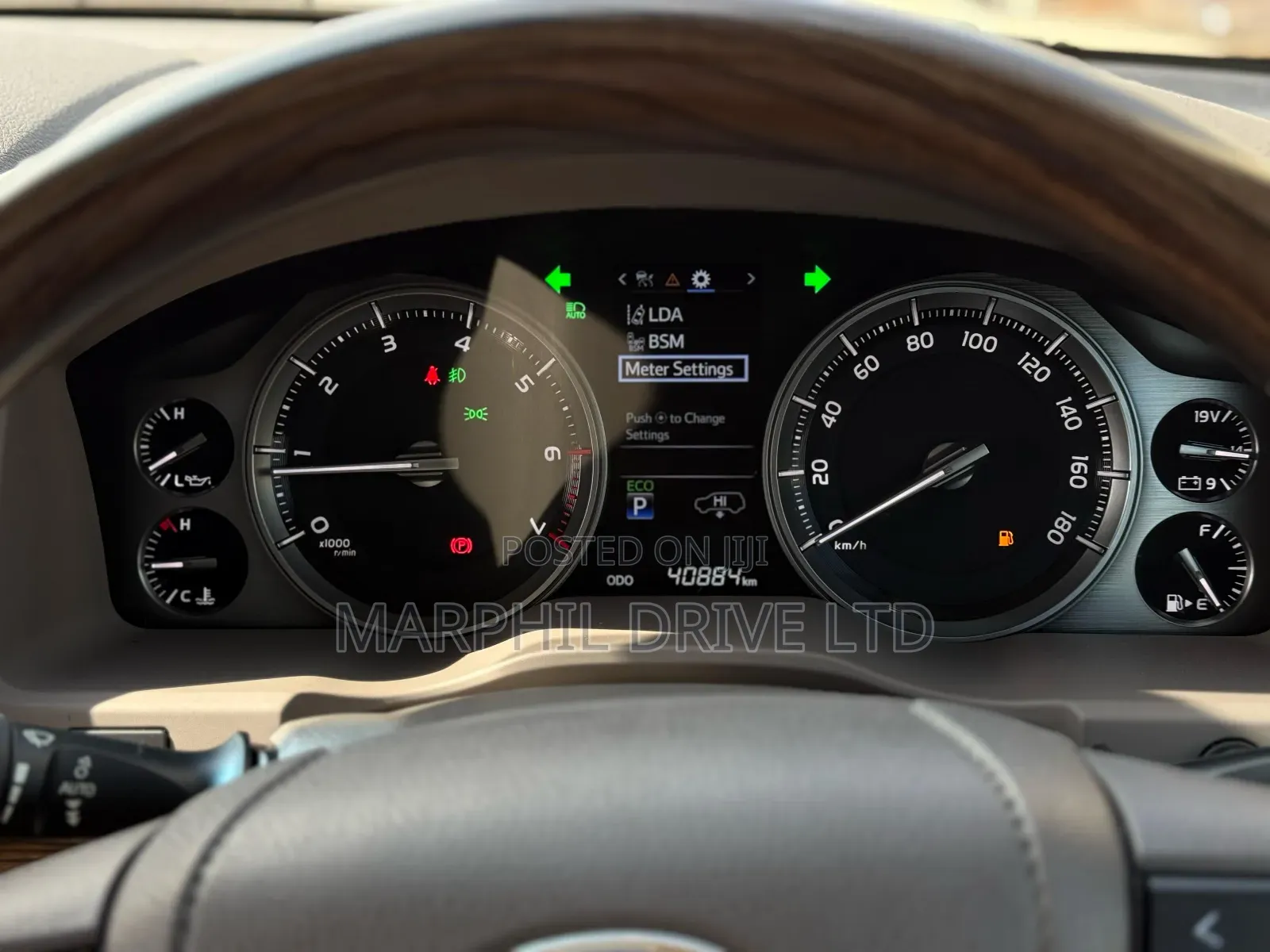 Toyota Land Cruiser 4.6 V8 ZX 2018 White