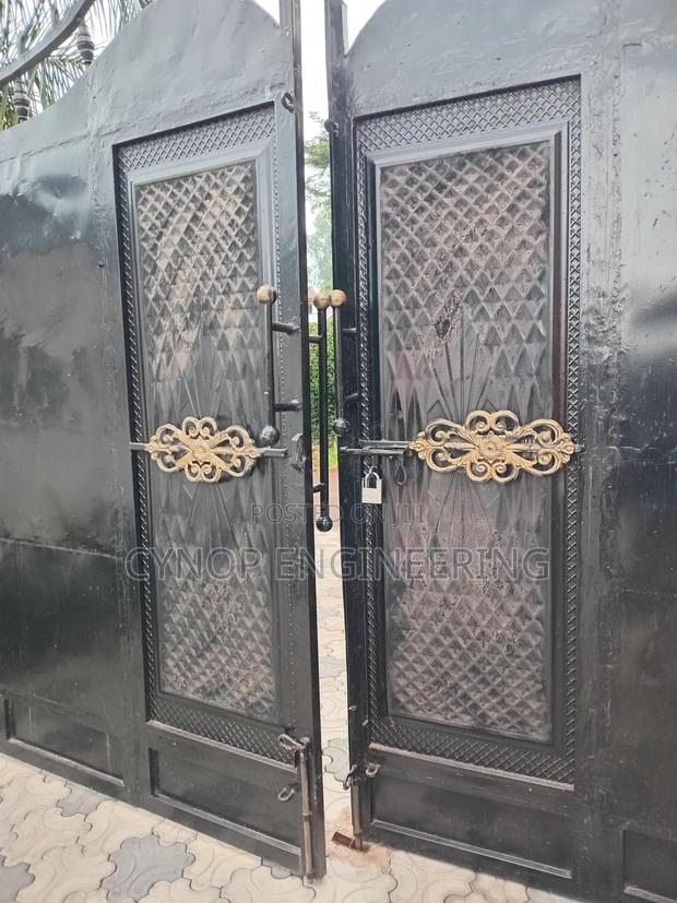 Automated Gate Opener With Wifi Control
