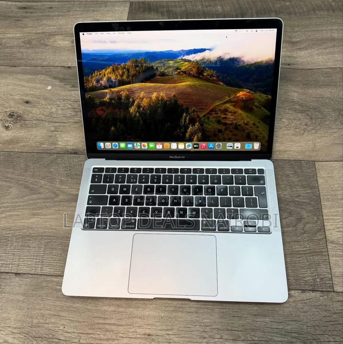 Laptop Apple MacBook Air 2020 8GB Nvidia SSD 256GB